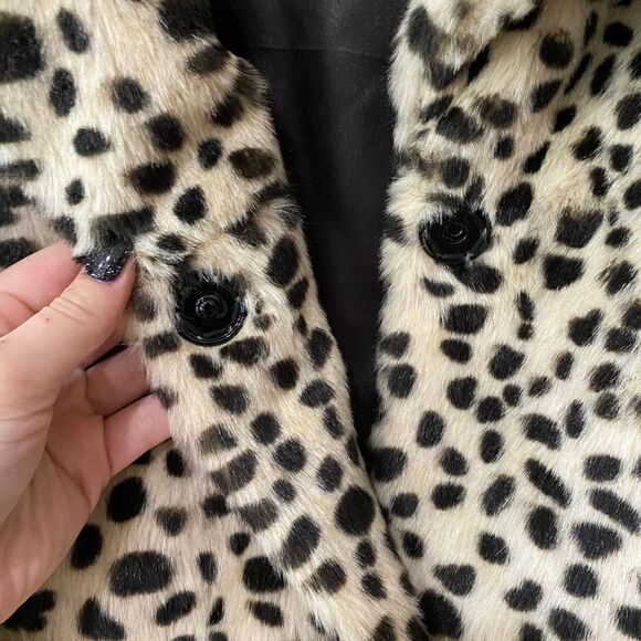 Leopard Print Snap Closure Faux Fur Jacket - Picture 3 of 10